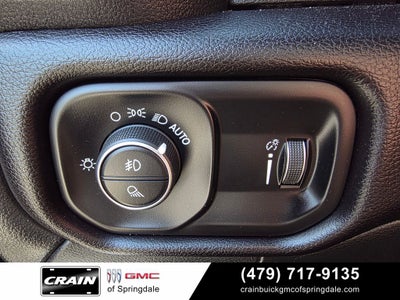2024 RAM 2500 Big Horn Cummins / 12" Screen