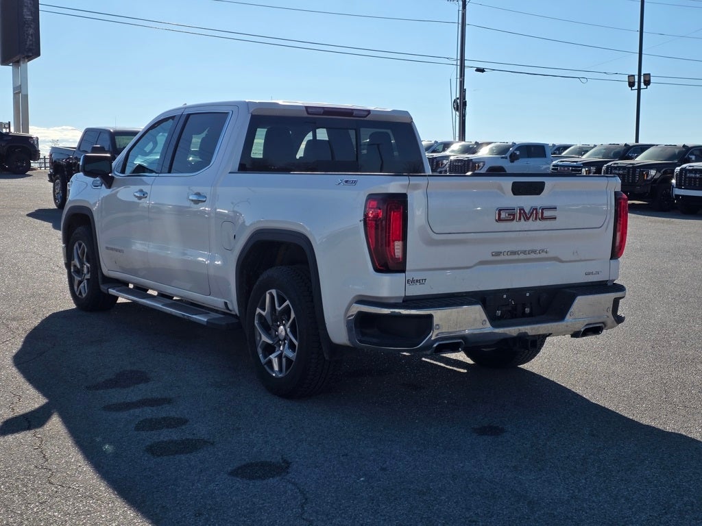 2024 GMC Sierra 1500 SLT