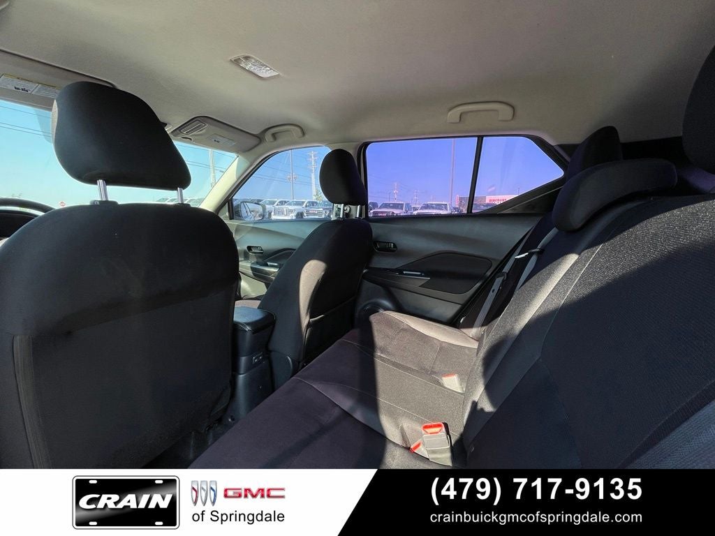 2023 Nissan Kicks S