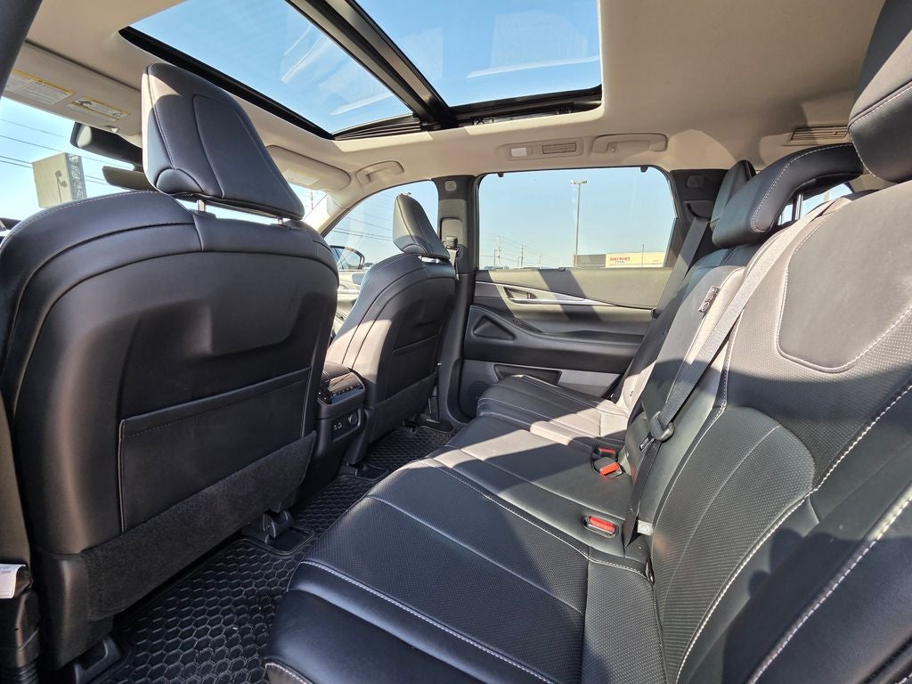 2024 INFINITI QX60 LUXE