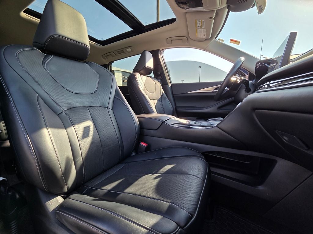 2024 INFINITI QX60 LUXE