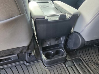 2025 Toyota Sienna XLE 8 Passenger
