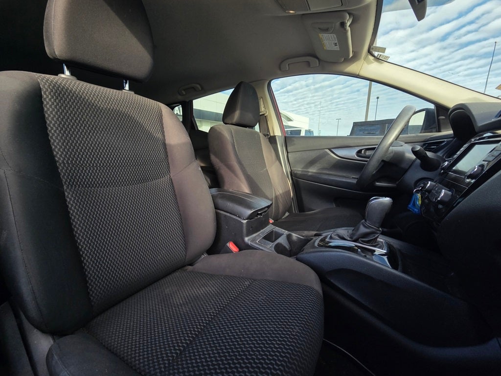 2022 Nissan Rogue Sport S