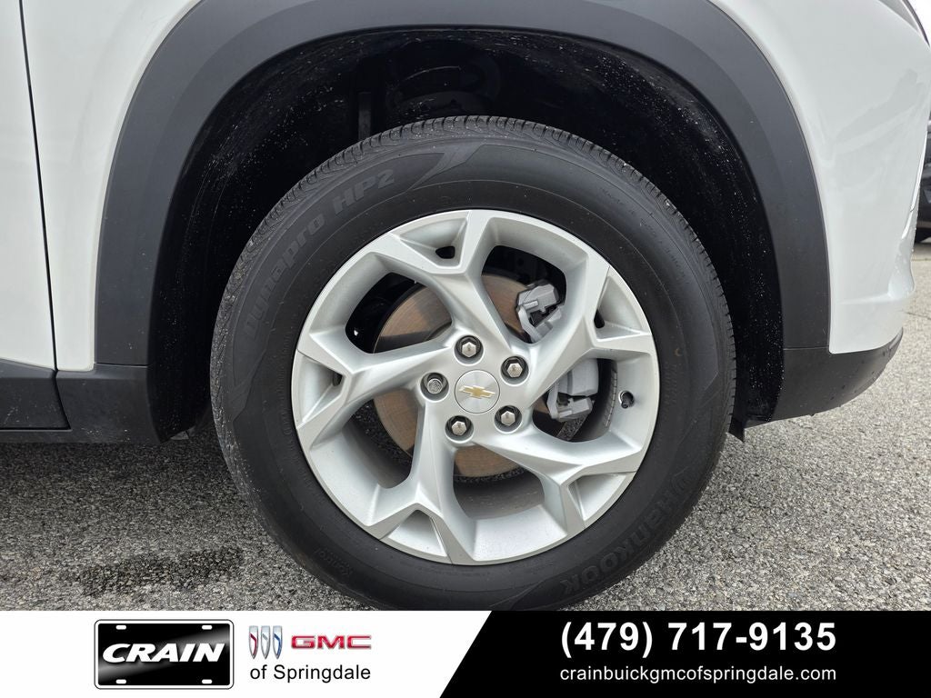 2025 Chevrolet Trax LS Conv / Heated Seats