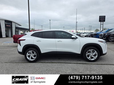 2025 Chevrolet Trax LS Conv / Heated Seats