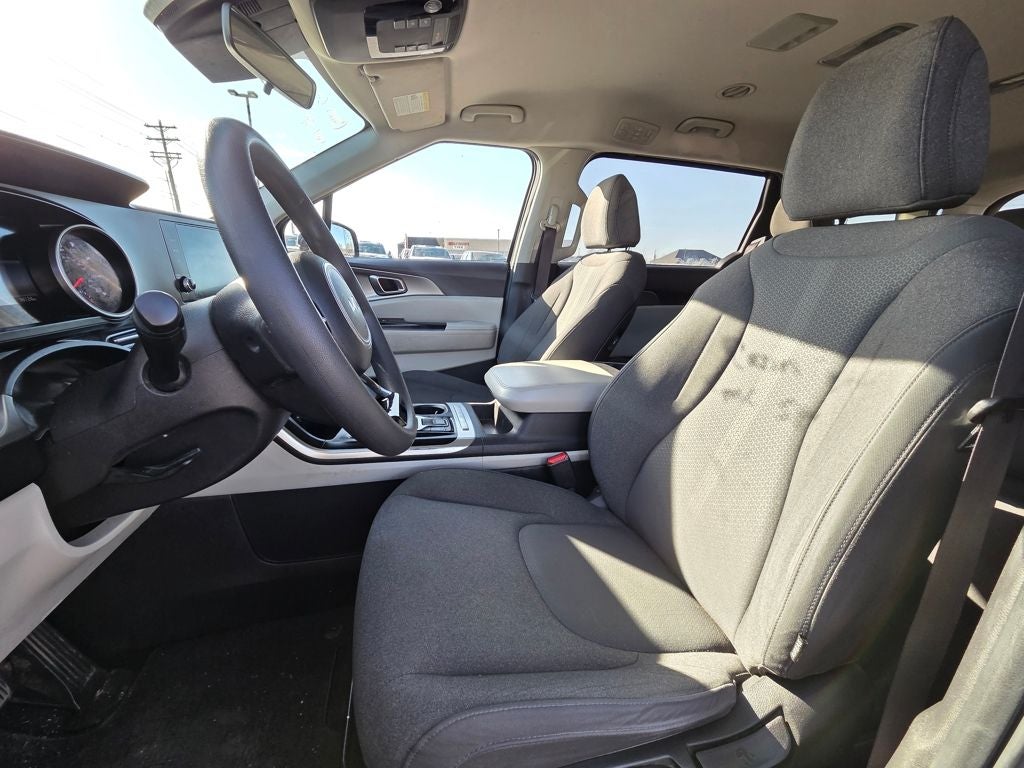 2022 Kia Carnival LXS