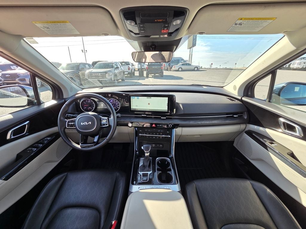 2024 Kia Carnival EX