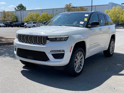 2023 Jeep Grand Cherokee Summit