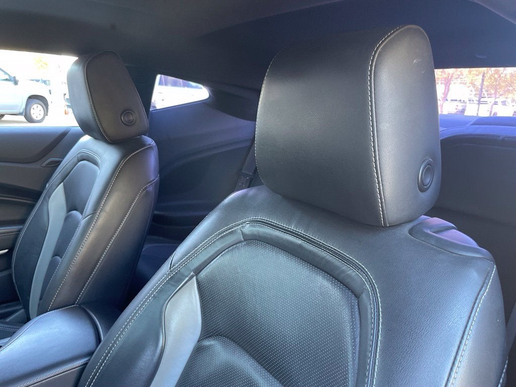 2021 Chevrolet Camaro 2LT