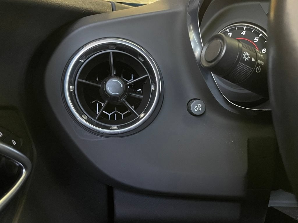 2022 Chevrolet Camaro LT1