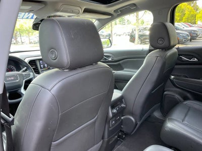 2023 GMC Acadia SLT