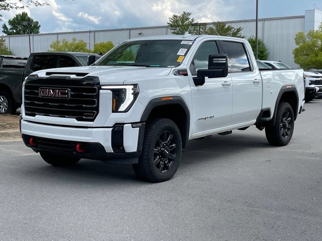 2025 GMC Sierra 2500 HD AT4