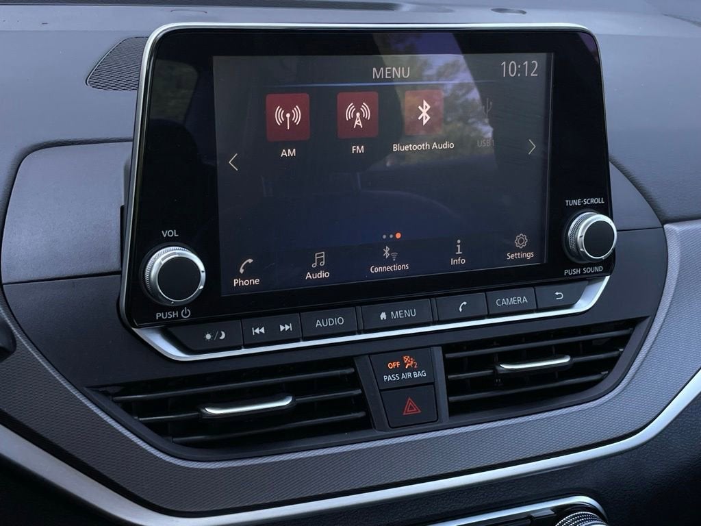 2025 Nissan Altima SR