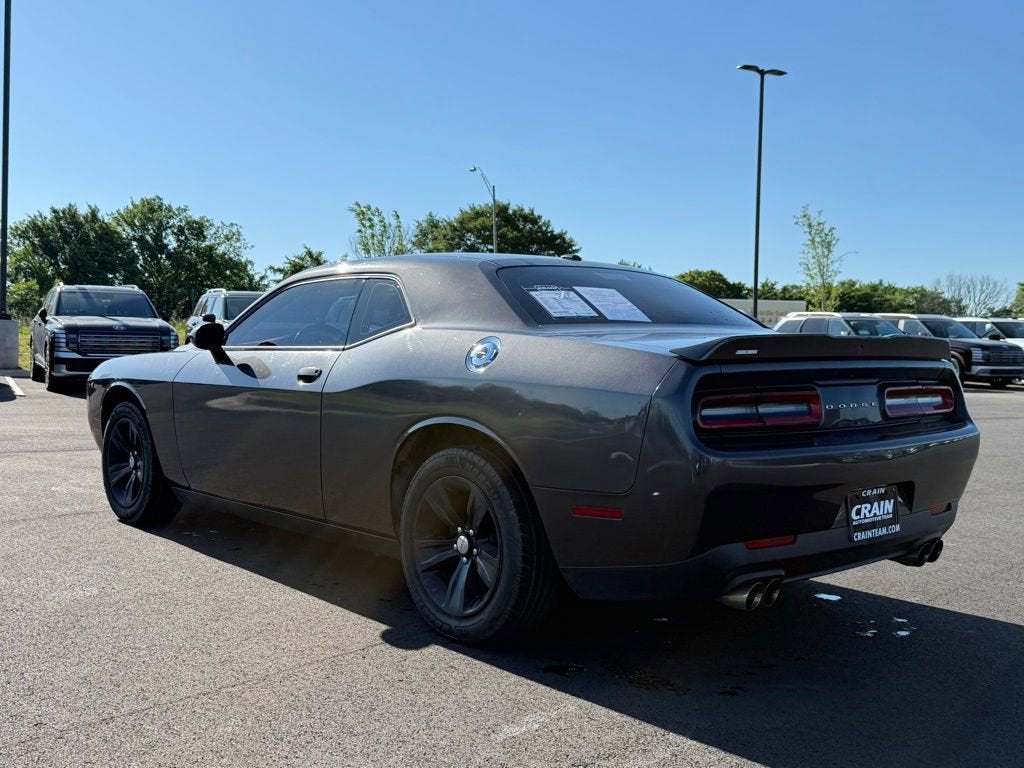 2021 Dodge Challenger SXT