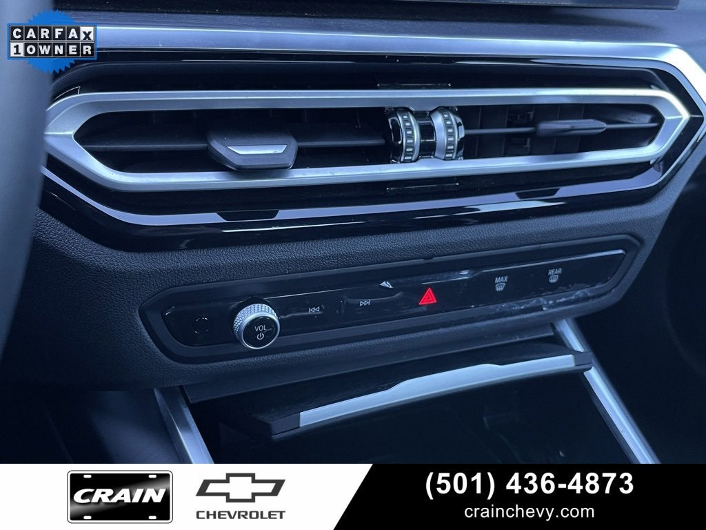 2024 BMW 3 Series 330i