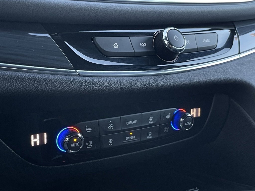 2022 Buick Enclave Premium