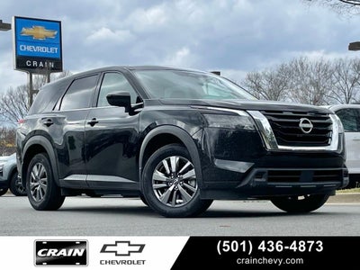 2024 Nissan Pathfinder S