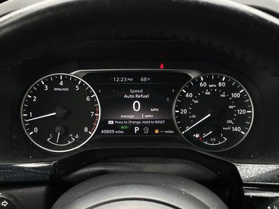 2024 Nissan Pathfinder SV