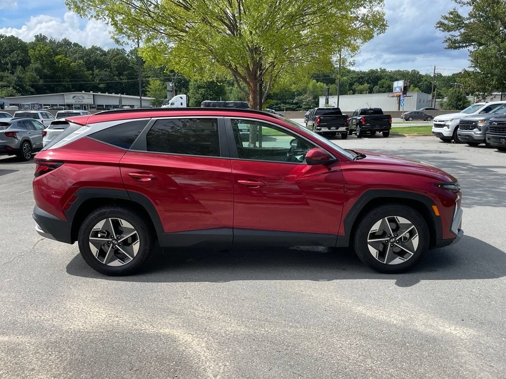 2025 Hyundai TUCSON SEL