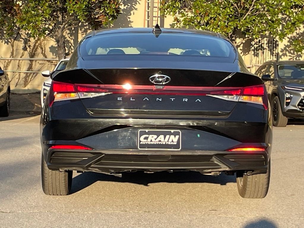 2022 Hyundai ELANTRA SEL