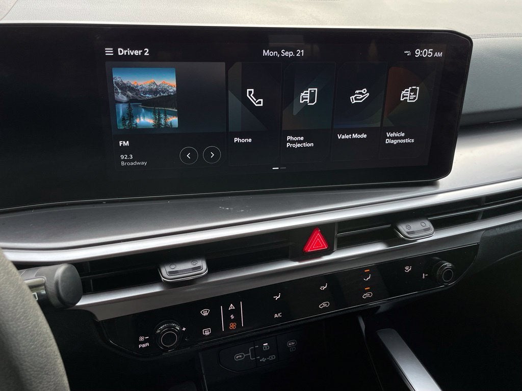 2024 Kia Sorento LX