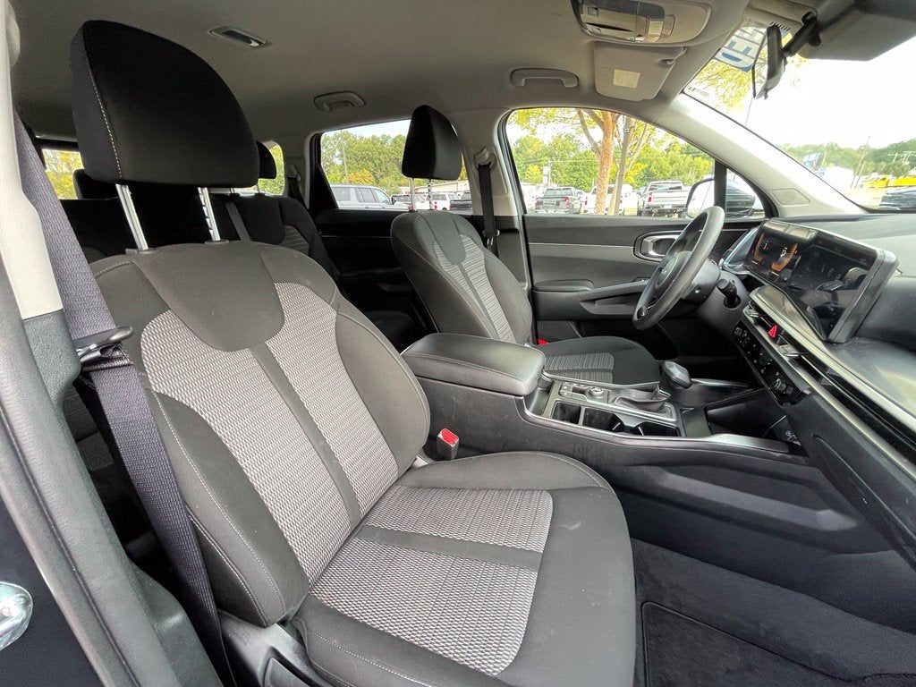 2024 Kia Sorento LX