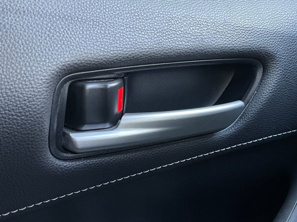 2023 Toyota Corolla Hatchback SE