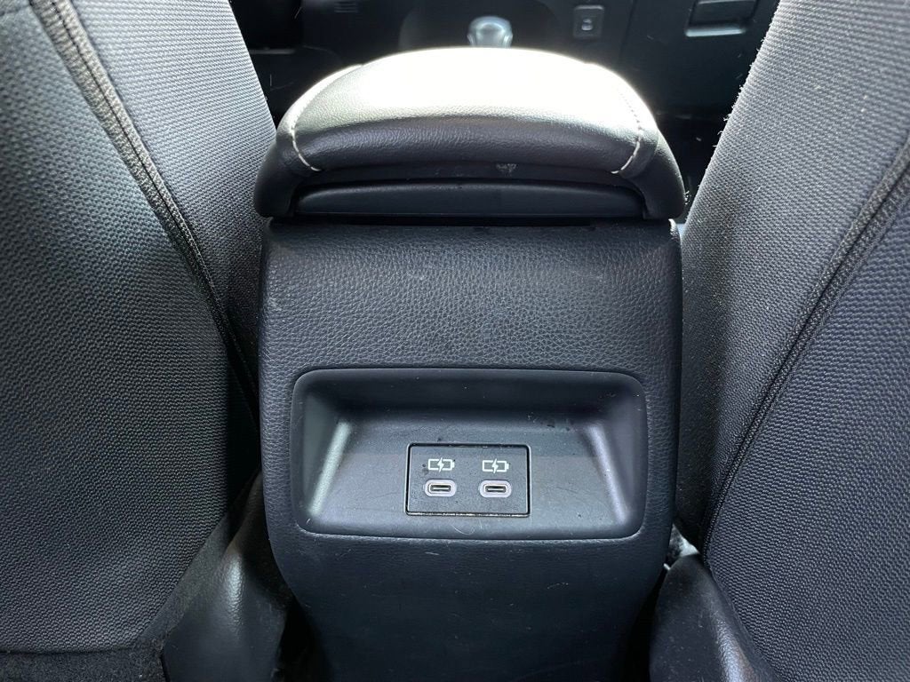 2023 Toyota Corolla Hatchback SE