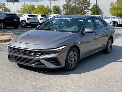 2024 Hyundai ELANTRA SEL