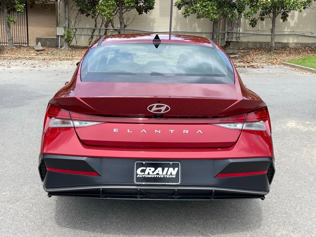 2025 Hyundai ELANTRA SEL Convenience