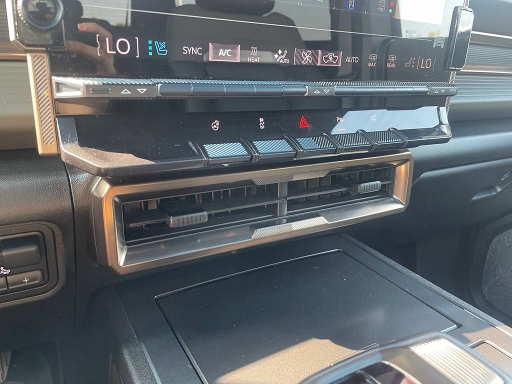 2024 GMC HUMMER EV SUV 3X