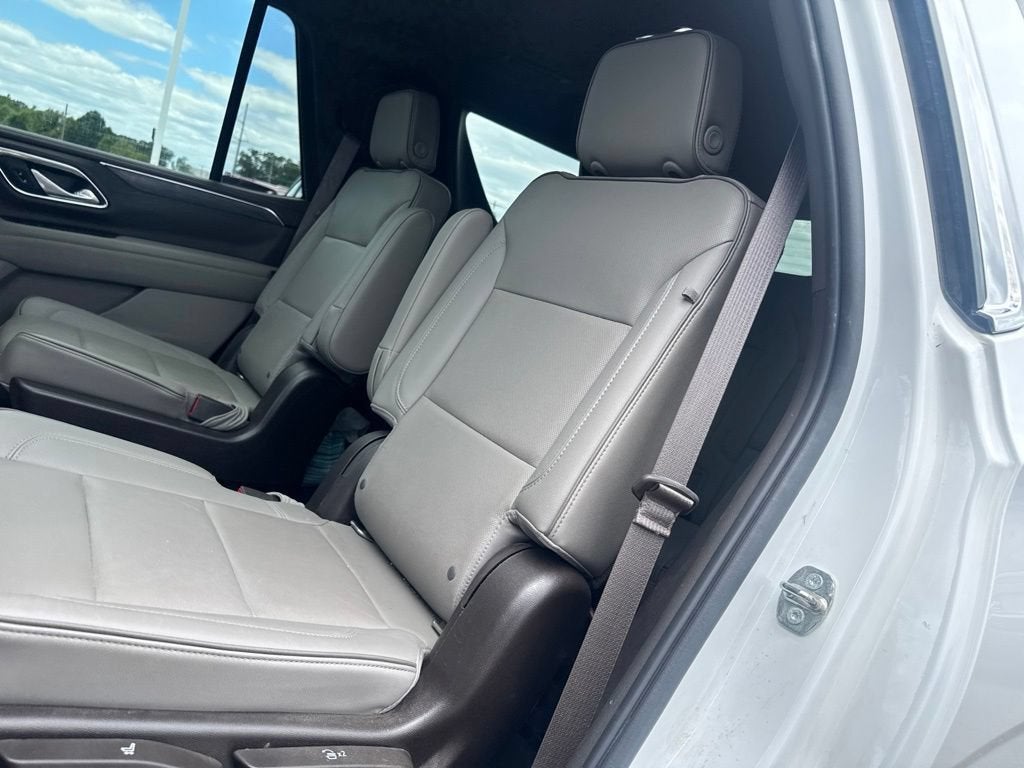2022 GMC Yukon SLT