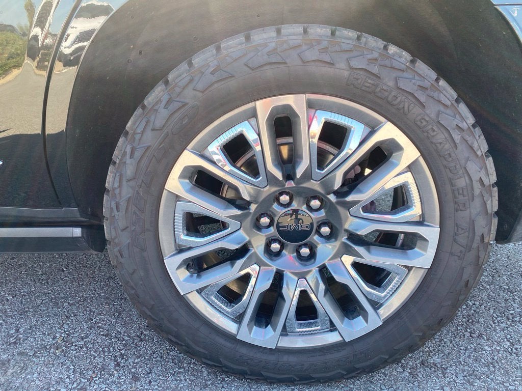 2024 GMC Yukon Denali Ultimate