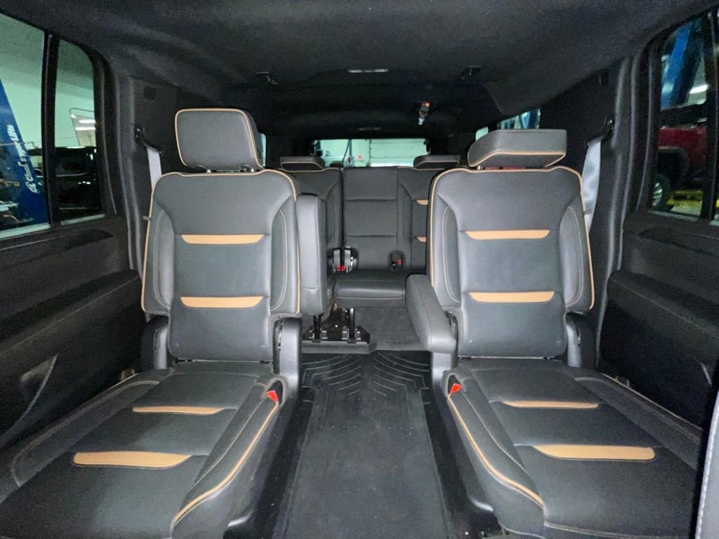 2024 GMC Yukon XL AT4