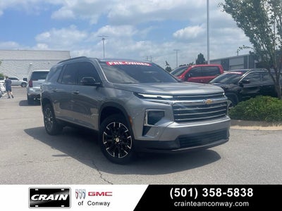 2025 Chevrolet Traverse LT
