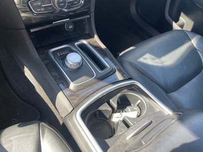 2016 Chrysler 300 Limited