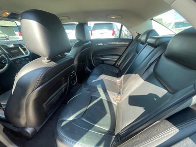 2016 Chrysler 300 Limited