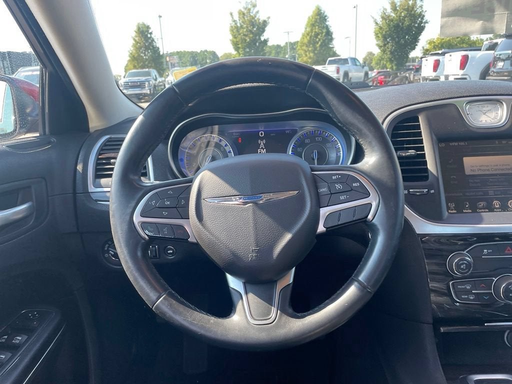 2016 Chrysler 300 Limited