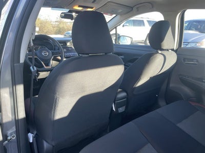 2023 Nissan Versa SR