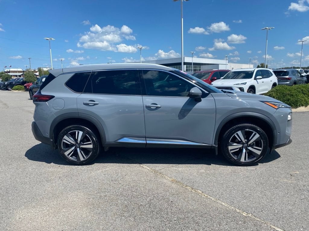 2022 Nissan Rogue SL