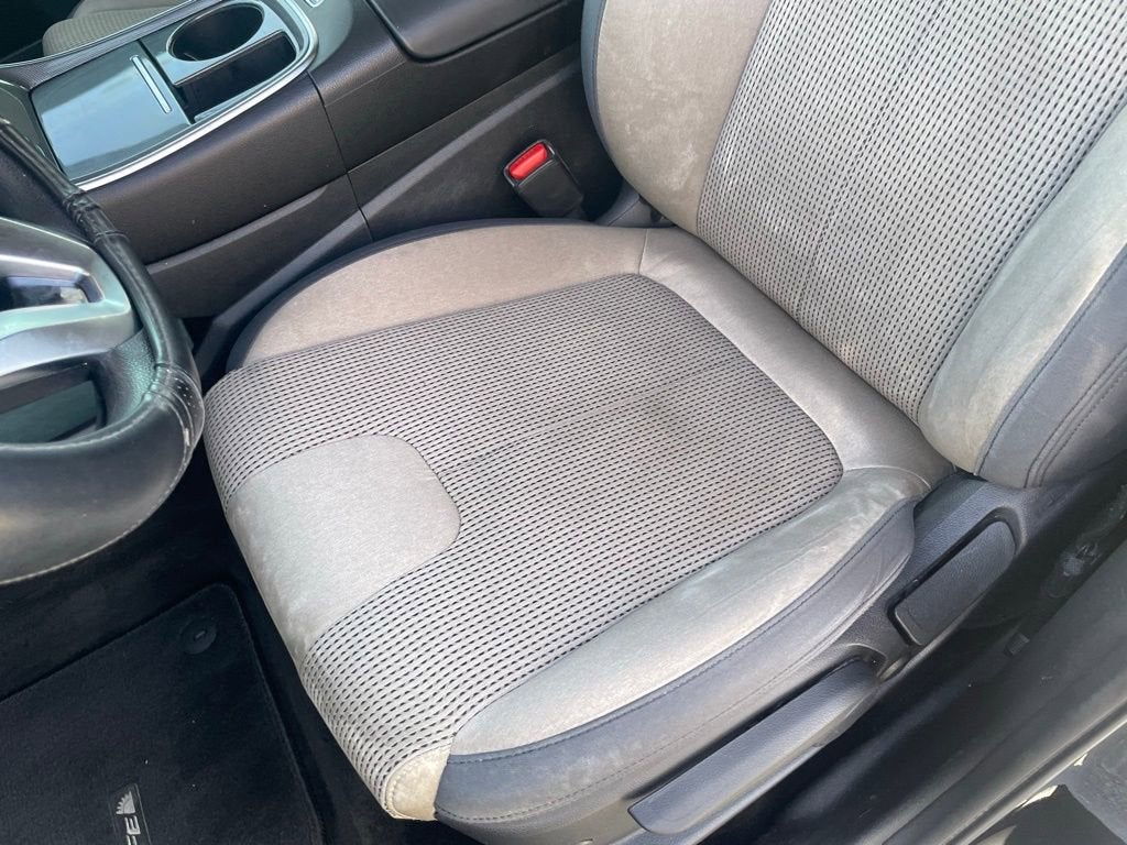 2021 Hyundai SANTA FE SE