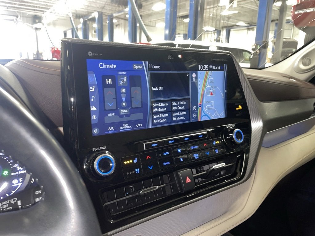 2022 Toyota Highlander Platinum