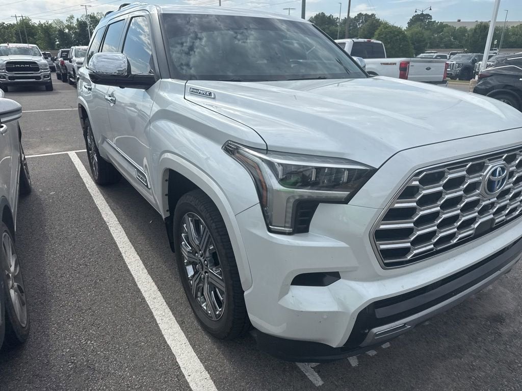 2024 Toyota Sequoia SR5