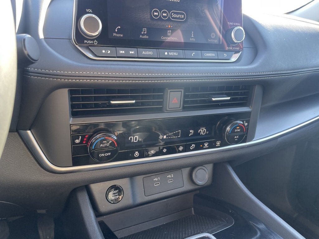 2025 Nissan Rogue SV