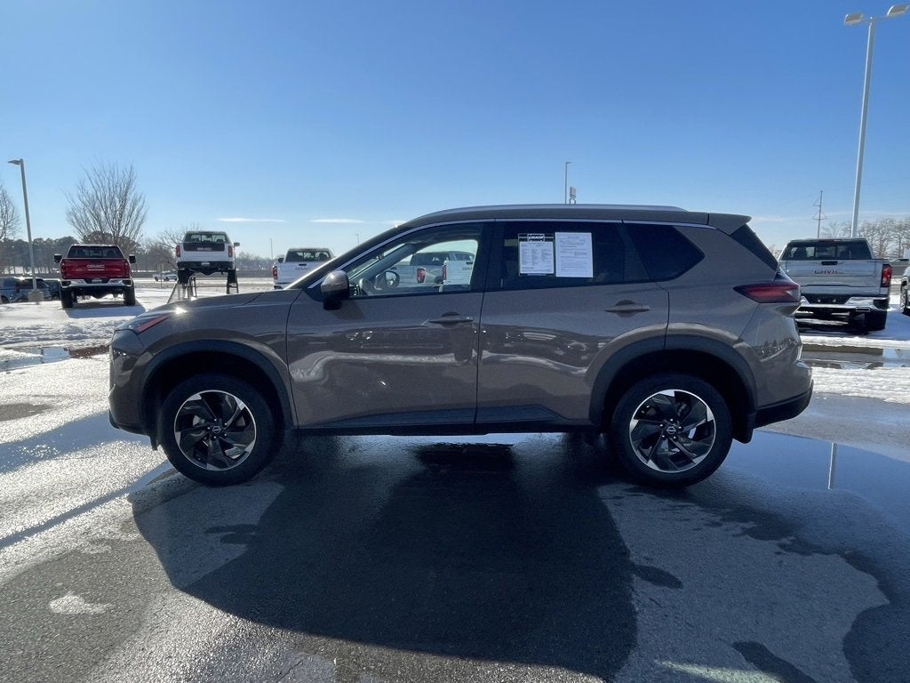 2025 Nissan Rogue SV