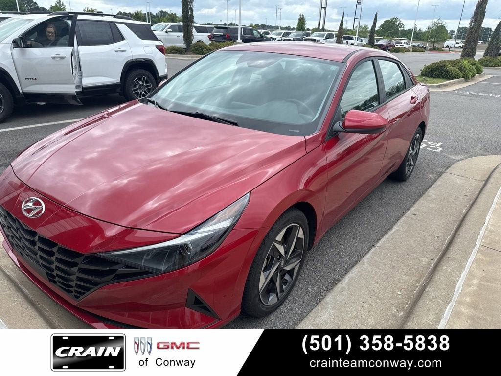 2023 Hyundai ELANTRA SEL