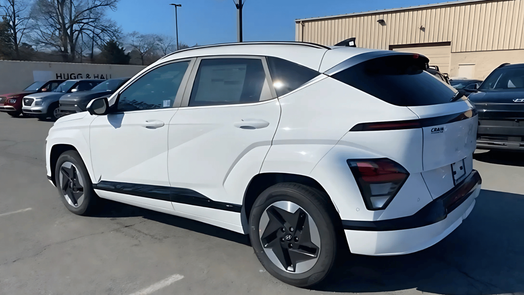Side View of the 2025 Hyundai Kona Electric