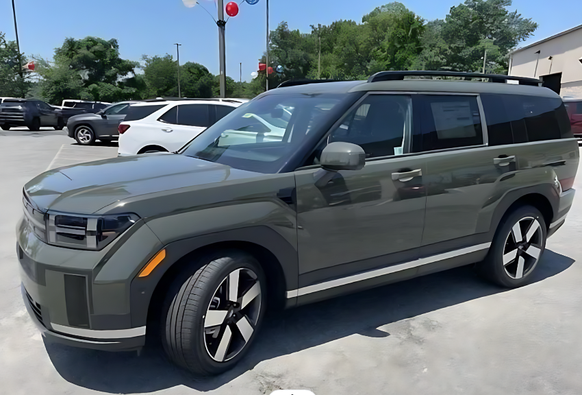 Hyundai Santa Fe Hybrid at Crain North Little Rock