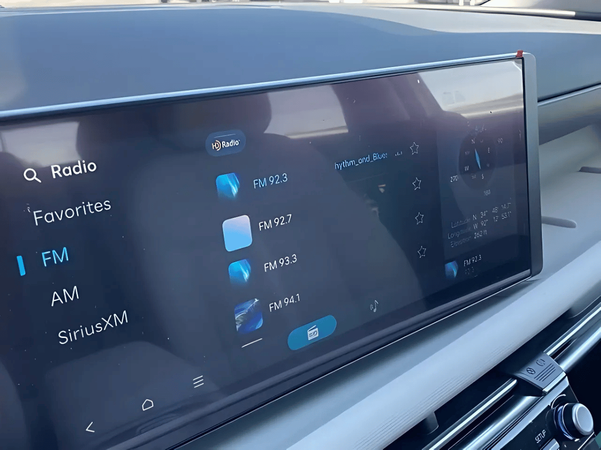 Hyundai Tucson tech features